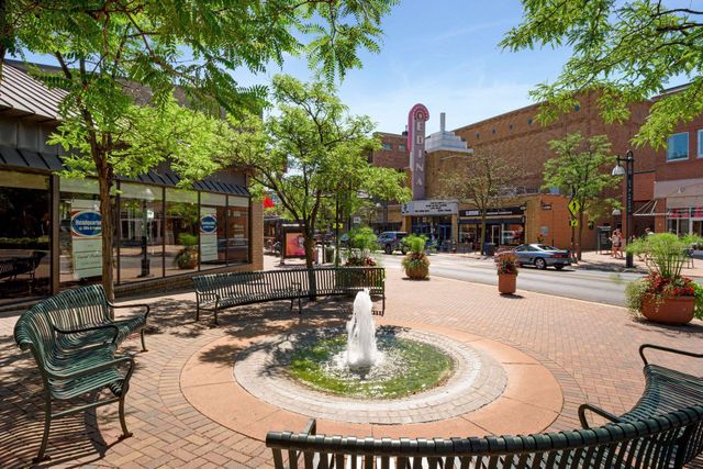 3812 W 57th Street, Edina, MN 55410