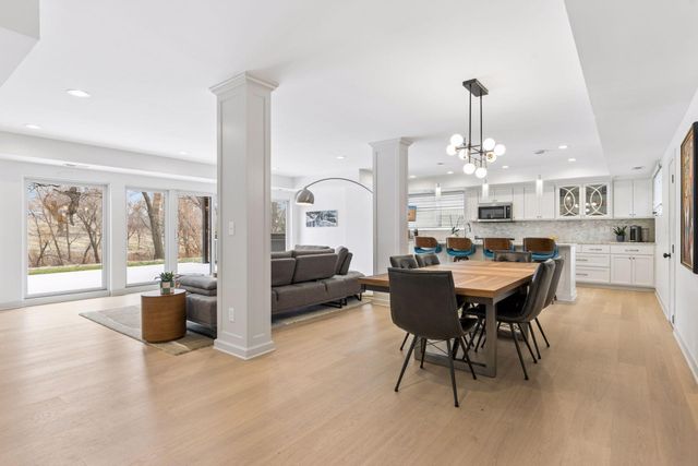 3812 W 57th Street, Edina, MN 55410