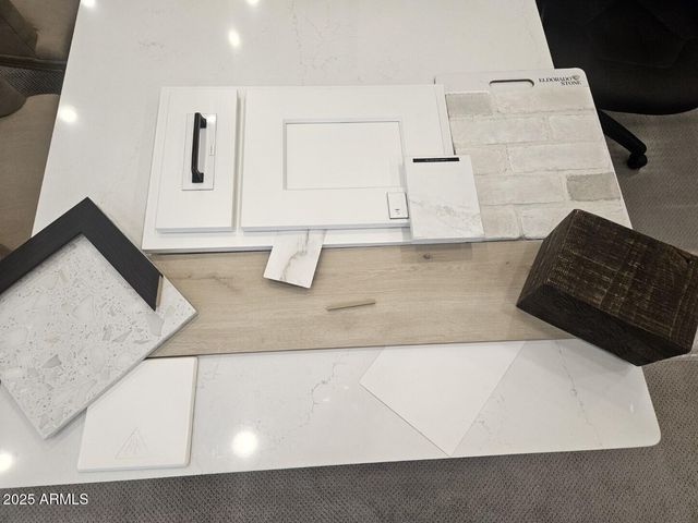 2523 E PRESIDIO Street, Mesa, AZ 85213