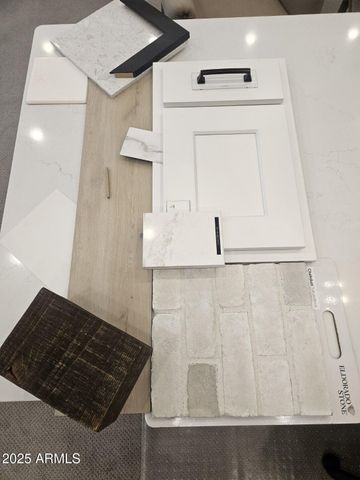 2523 E PRESIDIO Street, Mesa, AZ 85213