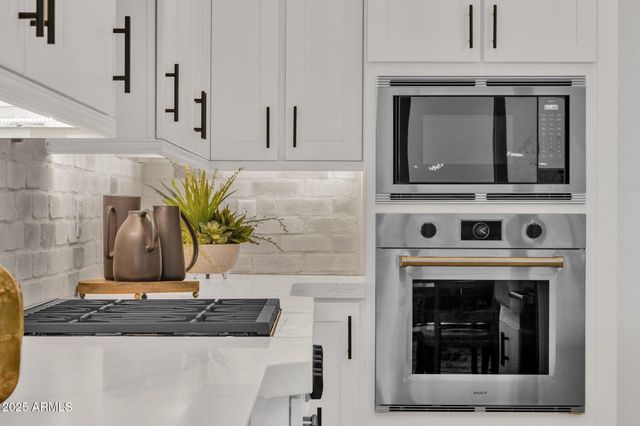 2523 E PRESIDIO Street, Mesa, AZ 85213