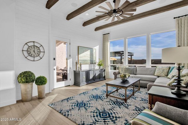 2523 E PRESIDIO Street, Mesa, AZ 85213