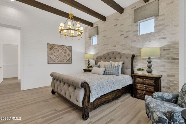 2523 E PRESIDIO Street, Mesa, AZ 85213