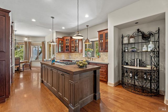 800-850 Boonville Rd, Ukiah, CA 95482