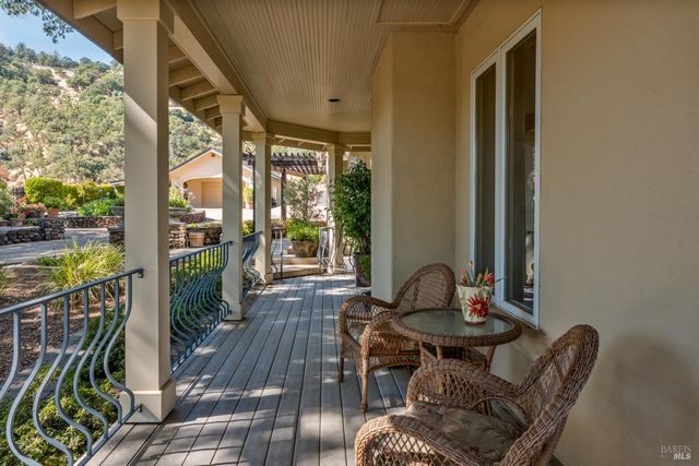 800-850 Boonville Rd, Ukiah, CA 95482