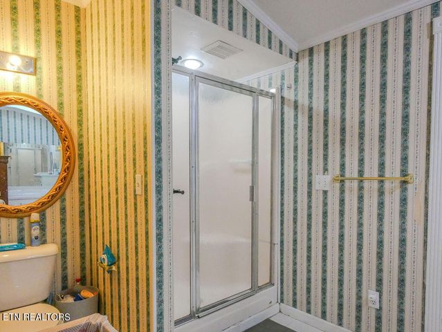 10 Pine Street, Athens, TN 37303