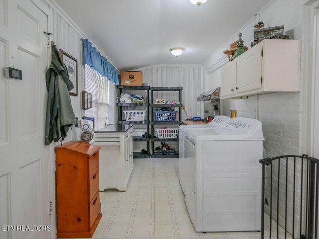 10 Pine Street, Athens, TN 37303