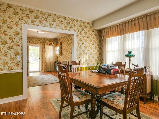 10 Pine Street, Athens, TN 37303