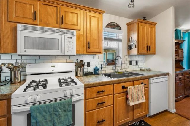 45935 Parkway, Big Bear City, CA 92314