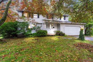 212 Riverdale Road, Clay, NY 13090