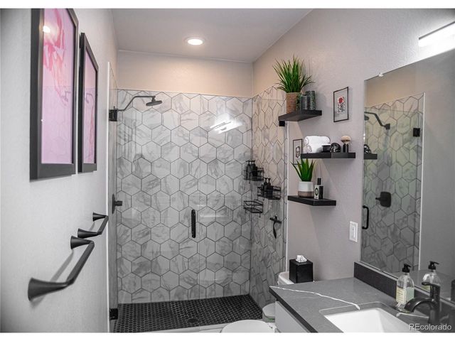 5210 Routt Ct B, Arvada, CO 80002