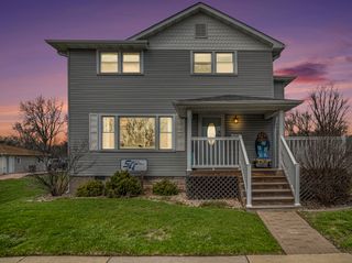 122 E Joliet Street, Schererville, IN 46375