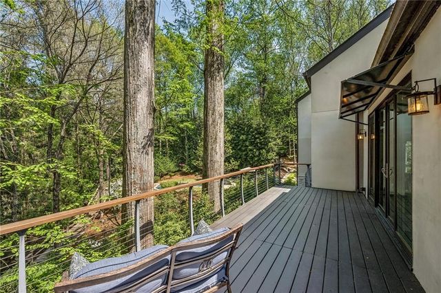 5 W Wesley Ridge NW, Atlanta, GA 30327