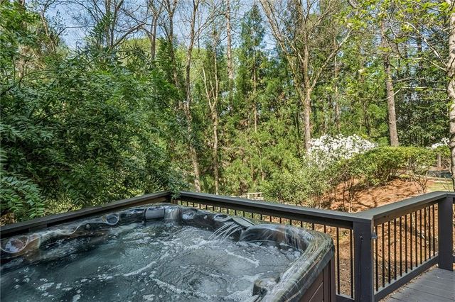 5 W Wesley Ridge NW, Atlanta, GA 30327