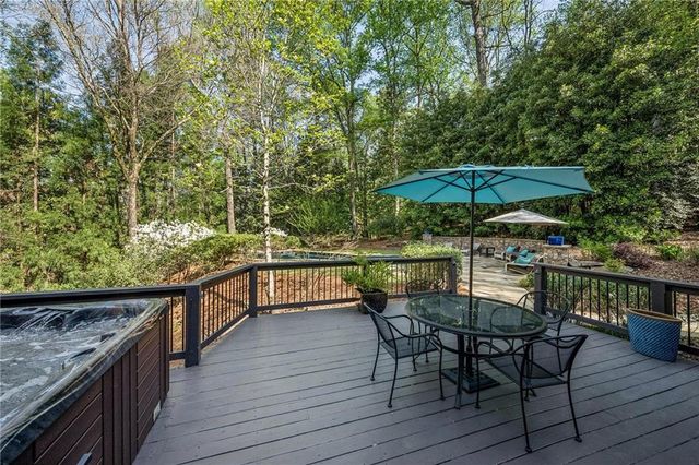 5 W Wesley Ridge NW, Atlanta, GA 30327