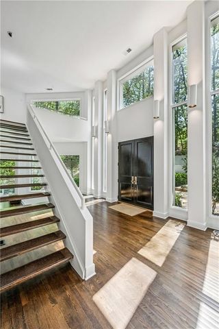 5 W Wesley Ridge NW, Atlanta, GA 30327