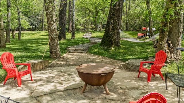 5 W Wesley Ridge NW, Atlanta, GA 30327