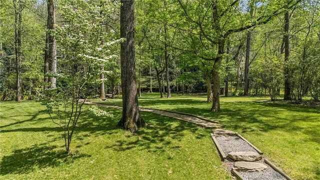 5 W Wesley Ridge NW, Atlanta, GA 30327