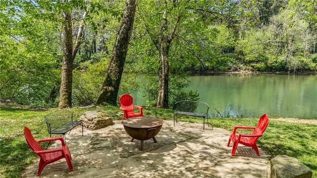 5 W Wesley Ridge NW, Atlanta, GA 30327