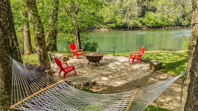 5 W Wesley Ridge NW, Atlanta, GA 30327