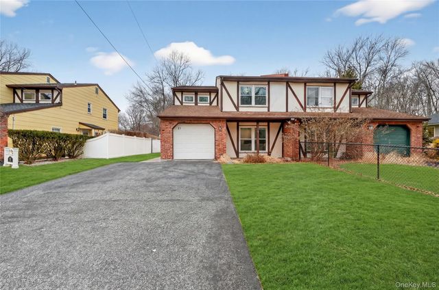 21 Green Avenue, Valley Cottage, NY 10989