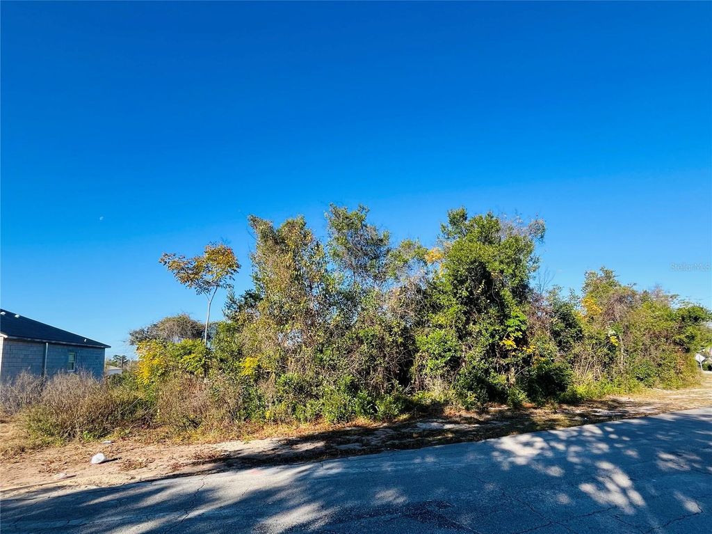 2106 E GLORIA DRIVE, Deltona, FL 32725