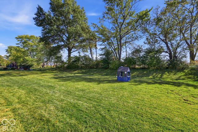 6629 Seabiscuit Road, Whitestown, IN 46075