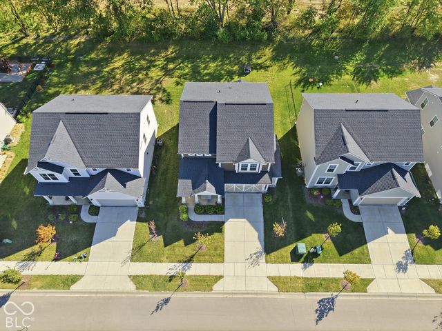 6629 Seabiscuit Road, Whitestown, IN 46075