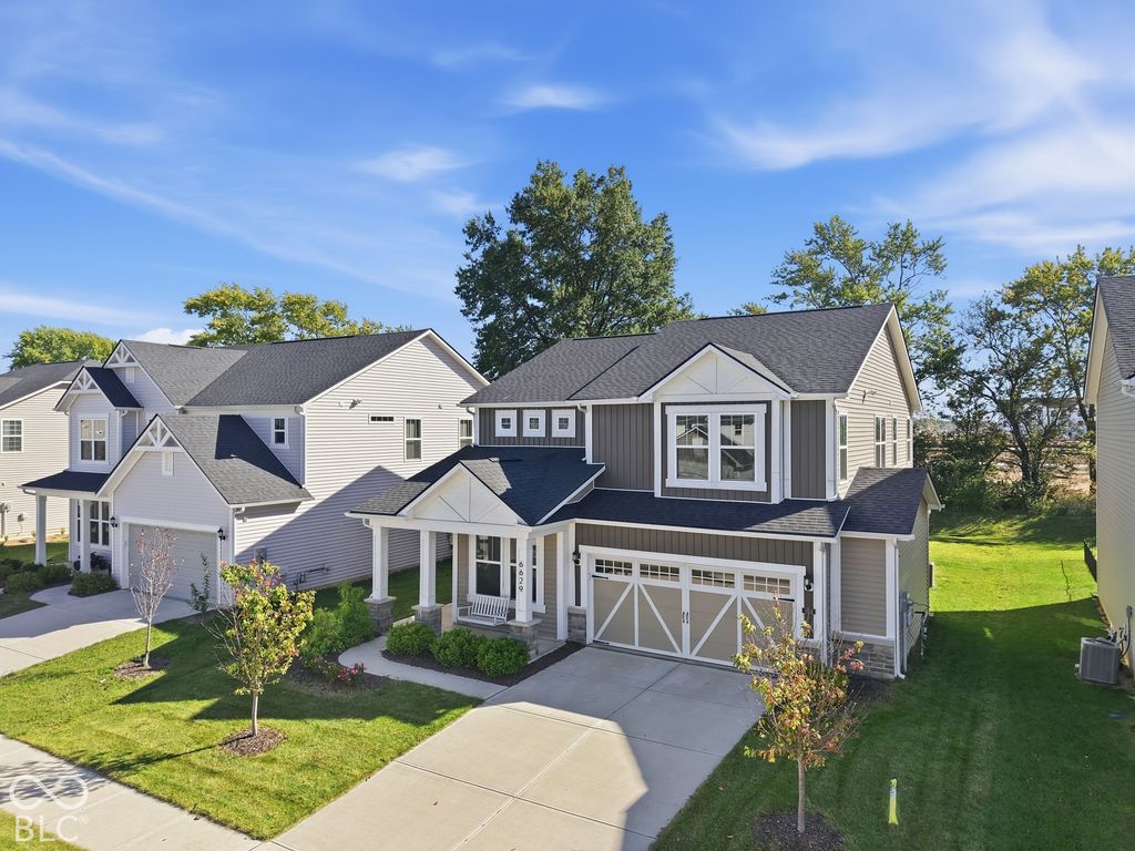 6629 Seabiscuit Road, Whitestown, IN 46075