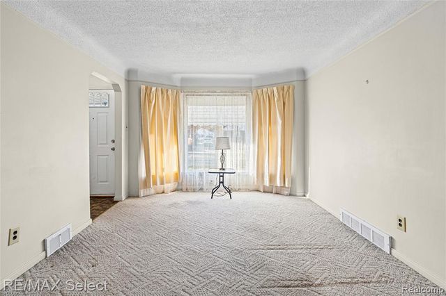 1406 Moran Avenue, Lincoln Park, MI 48146