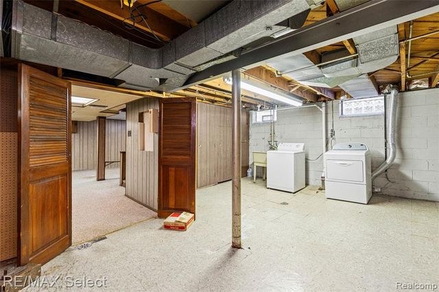 1406 Moran Avenue, Lincoln Park, MI 48146