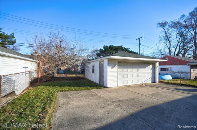 1406 Moran Avenue, Lincoln Park, MI 48146