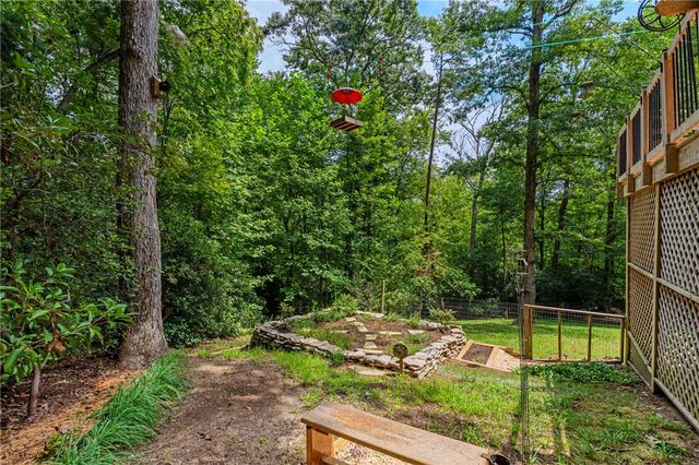 300 Whispering Falls Drive, Pickens, SC 29671