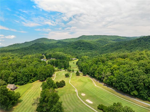 300 Whispering Falls Drive, Pickens, SC 29671