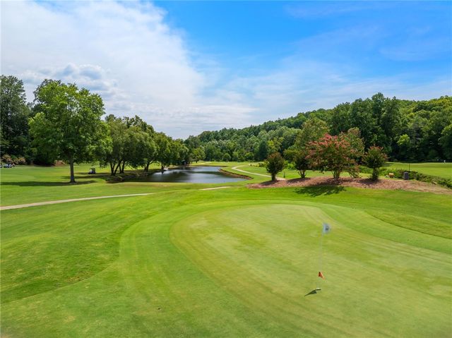 300 Whispering Falls Drive, Pickens, SC 29671