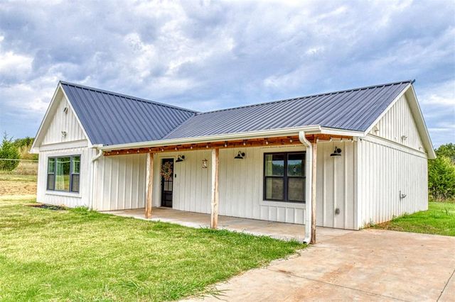 22355 Davis Drive, Earlsboro, OK 74840