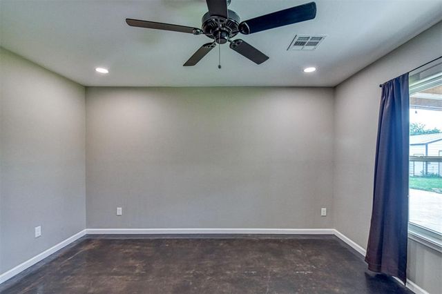 22355 Davis Drive, Earlsboro, OK 74840