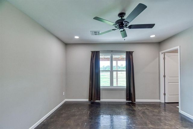 22355 Davis Drive, Earlsboro, OK 74840