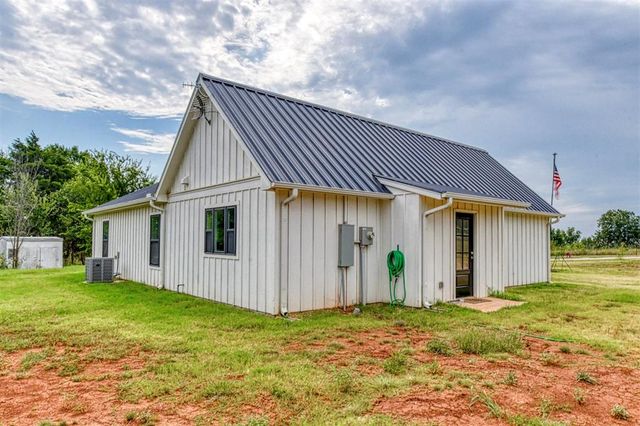 22355 Davis Drive, Earlsboro, OK 74840