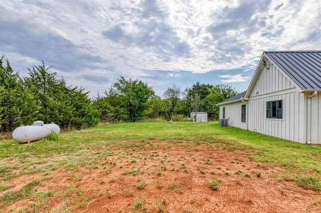 22355 Davis Drive, Earlsboro, OK 74840