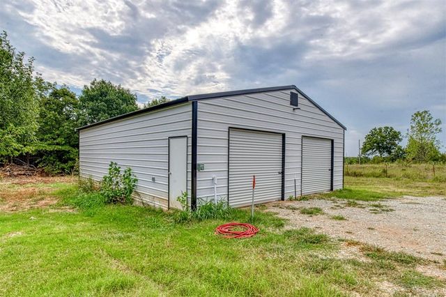 22355 Davis Drive, Earlsboro, OK 74840