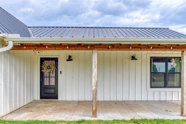 22355 Davis Drive, Earlsboro, OK 74840