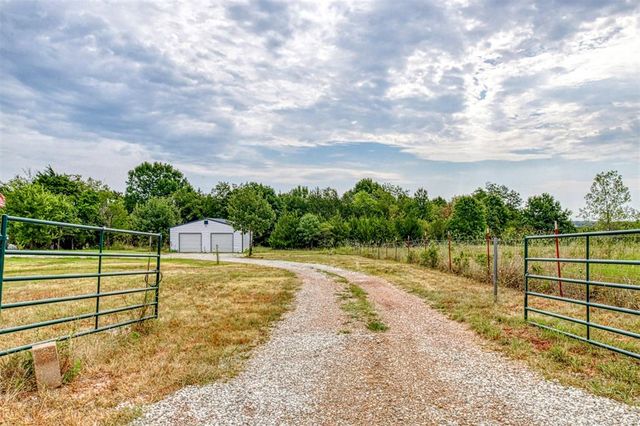 22355 Davis Drive, Earlsboro, OK 74840