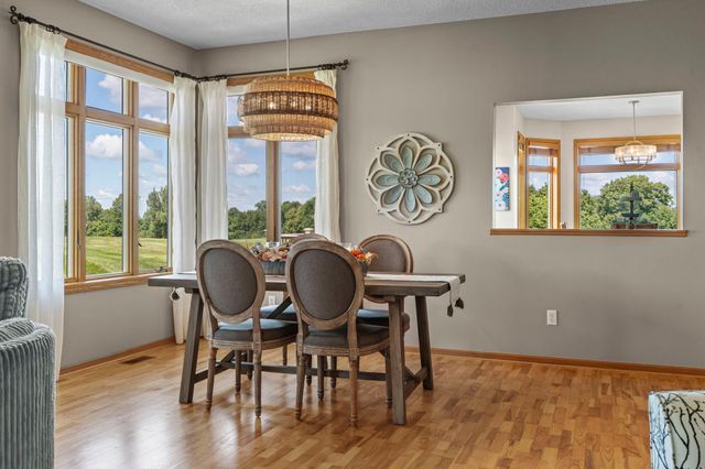 3144 Wilds Ridge Court NW, Prior Lake, MN 55372