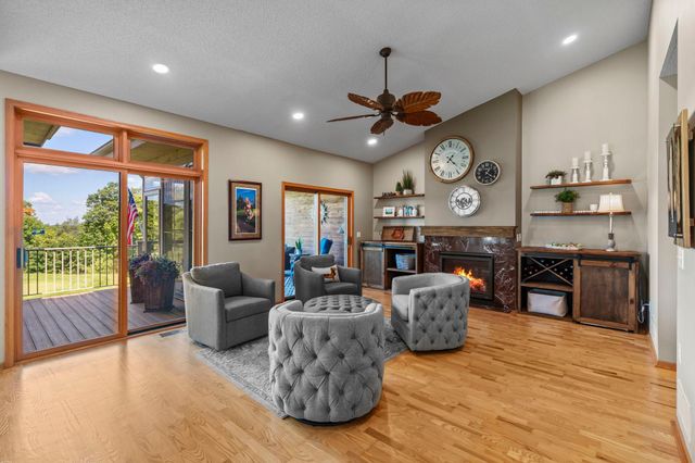 3144 Wilds Ridge Court NW, Prior Lake, MN 55372