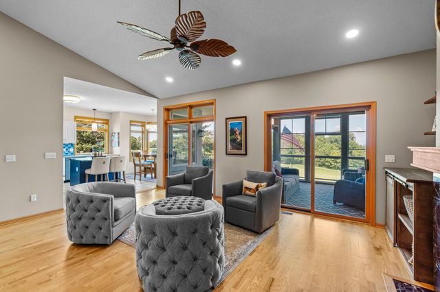 3144 Wilds Ridge Court NW, Prior Lake, MN 55372