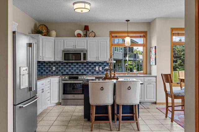 3144 Wilds Ridge Court NW, Prior Lake, MN 55372