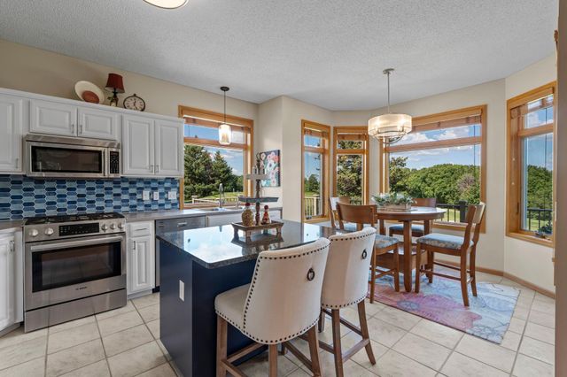 3144 Wilds Ridge Court NW, Prior Lake, MN 55372