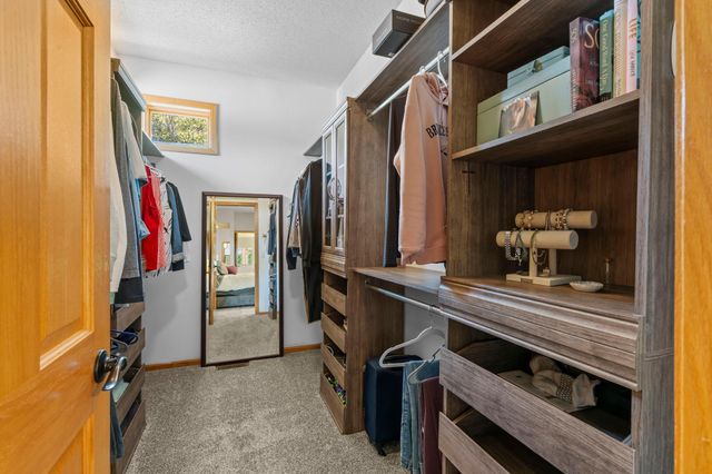 3144 Wilds Ridge Court NW, Prior Lake, MN 55372