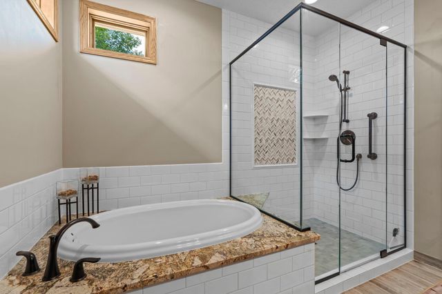 3144 Wilds Ridge Court NW, Prior Lake, MN 55372